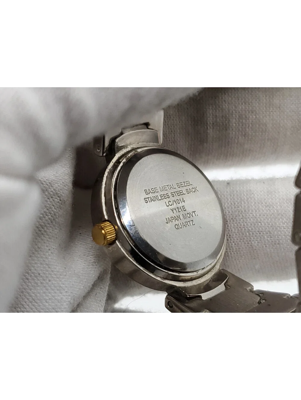 Liz Claiborne Diamond Quartz Womens Watch New Battery Two-Tone MOP Dial 25mm